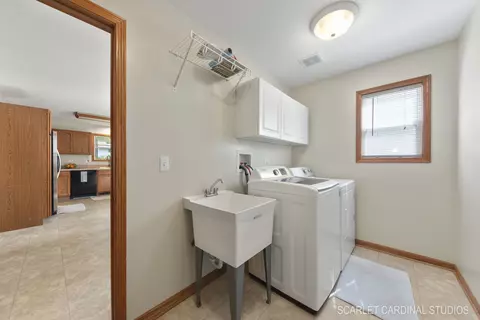 106 E Apache Ave, Shabbona, IL 60550 photo 7
