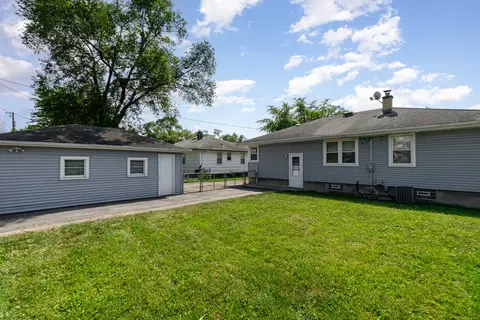 17637 Burnham Ave, Lansing, IL 60438 photo 26