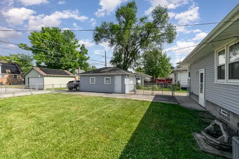 17637 Burnham Ave, Lansing, IL 60438 photo 24
