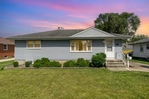 17637 Burnham Ave, Lansing, IL 60438 photo 2