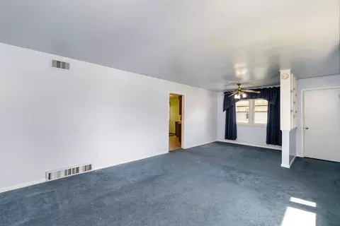 17637 Burnham Ave, Lansing, IL 60438 photo 5