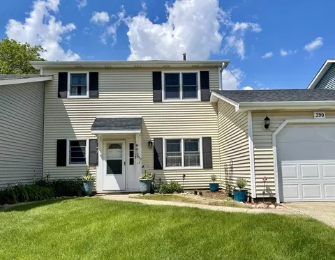 390 Hilton Dr #390, Glendale Heights, IL 60139