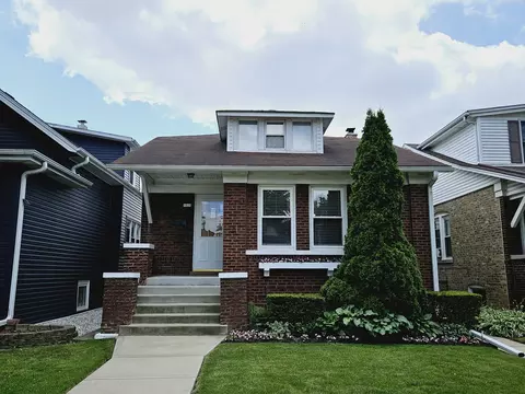 5649 W Grace St, Chicago, IL 60634