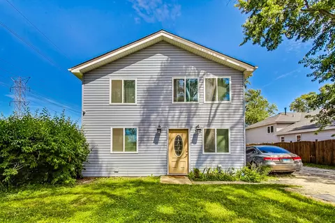 821 N Indiana St, Elmhurst, IL 60126