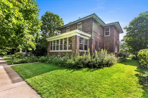 3635 N Springfield Ave, Chicago, IL 60618