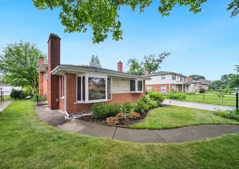 504 S Evanston Ave, Arlington Heights, IL 60004