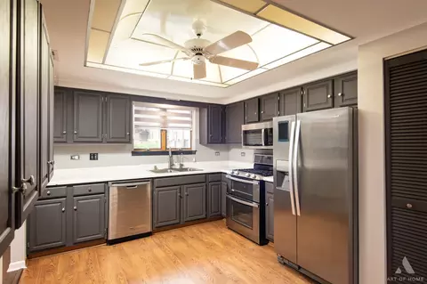 815 Pearson St #3, Des Plaines, IL 60016 photo 10
