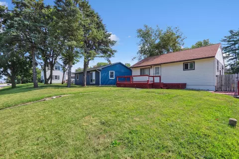 Exterior - 106 N Lincoln St, Philo, IL 61864 photo 8 of 8