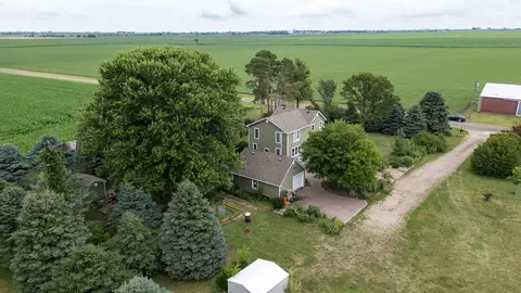 View/Area - 1306 E 3rd Rd, Lostant, IL 61334 photo 4 of 4