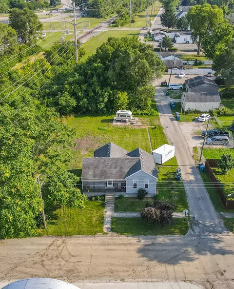 View/Area - 138 W Vanmeter St, Kankakee, IL 60901 photo 4 of 5