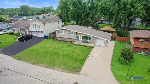1506 W Pine St, Holiday Hills, IL 60051 photo 42
