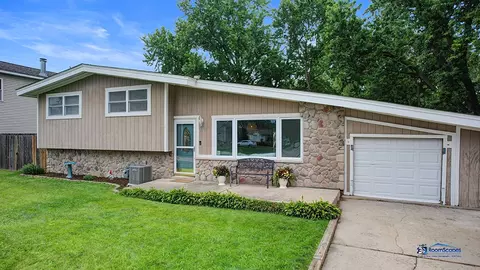 1506 W Pine St, Holiday Hills, IL 60051 photo 39
