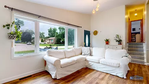 1506 W Pine St, Holiday Hills, IL 60051 photo 7