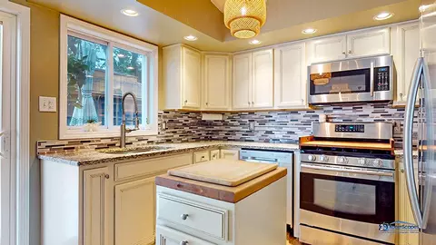 1506 W Pine St, Holiday Hills, IL 60051 photo 10