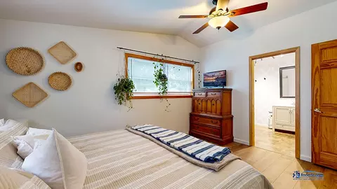 1506 W Pine St, Holiday Hills, IL 60051 photo 15