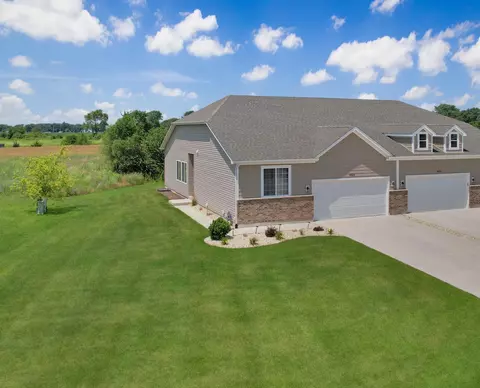 4023 Shoeger Ct, Yorkville, IL 60560