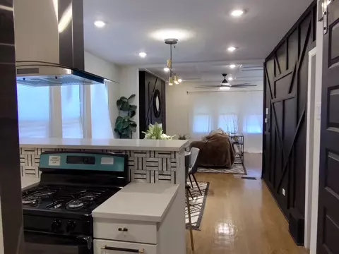 11025 S Wallace St, Chicago, IL 60628 photo 15
