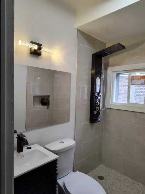 11025 S Wallace St, Chicago, IL 60628 photo 22