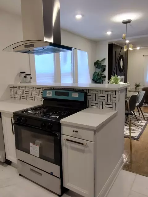 11025 S Wallace St, Chicago, IL 60628 photo 18