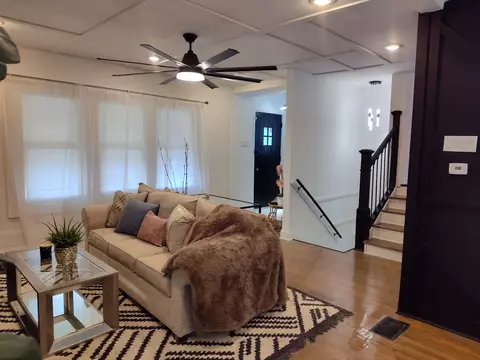 11025 S Wallace St, Chicago, IL 60628 photo 8