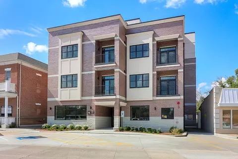 514 Hillgrove Ave #304, Western Springs, IL 60558