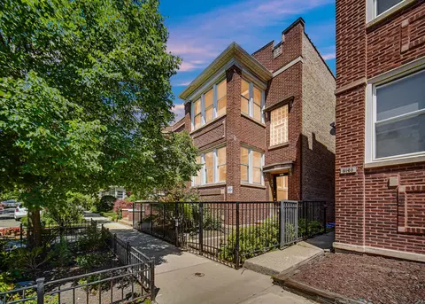 3130 W Wilson Ave, Chicago, IL 60625