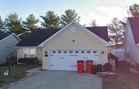 615 Doisy Ln, Champaign, IL 61822