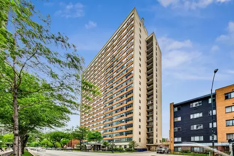 6030 N Sheridan Rd #903, Chicago, IL 60660