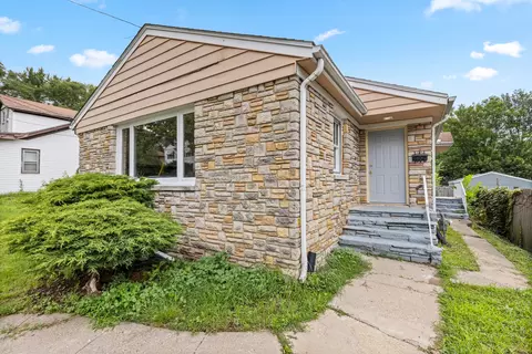 619 Regan St, Rockford, IL 61107