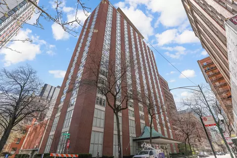 1325 N State Pkwy #8F, Chicago, IL 60610