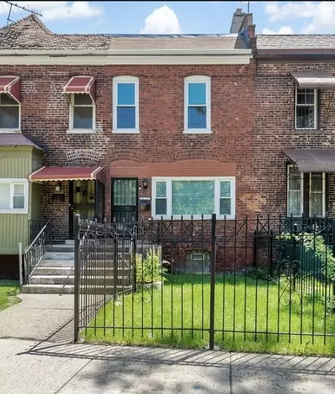 10719 S Cottage Grove Ave, Chicago, IL 60628