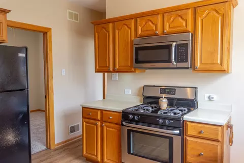 8555 44th Pl, Lyons, IL 60534 photo 10