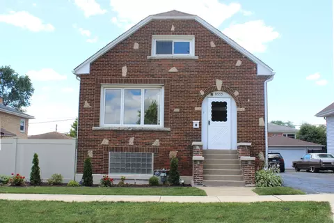 8555 44th Pl, Lyons, IL 60534 photo 2