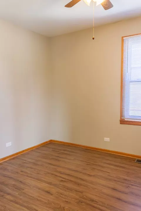 8555 44th Pl, Lyons, IL 60534 photo 18