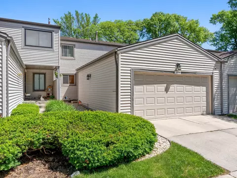 3458 Golfview Dr, Hazel Crest, IL 60429