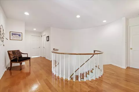 90 Harbor St, Glencoe, IL 60022 photo 17
