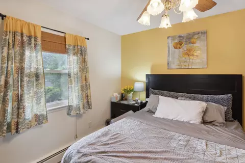 Bedroom - 1205 Robin Rd, Dixon, IL 61021 photo 2 of 4