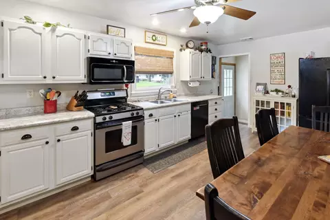 Kitchen - 1205 Robin Rd, Dixon, IL 61021 photo 1 of 3