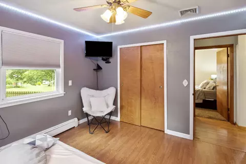 Bedroom - 1205 Robin Rd, Dixon, IL 61021 photo 3 of 4