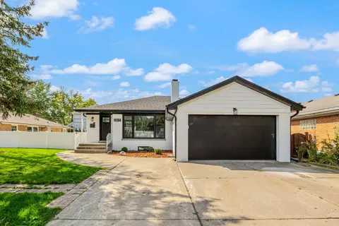1307 Devon Ave, Park Ridge, IL 60068