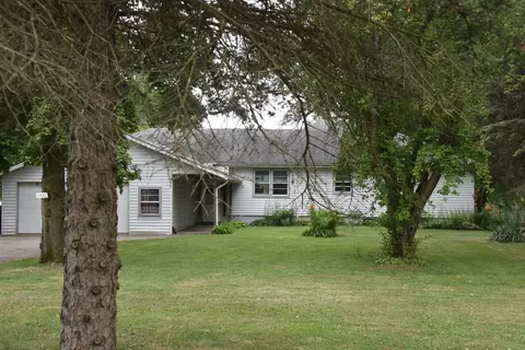 1921 E Steger Rd, Crete, IL 60417 photo 2