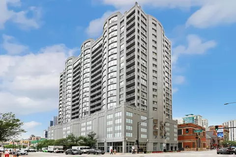 600 N Dearborn St #1101, Chicago, IL 60654