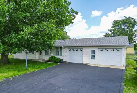 29 Dennison Dr, Bourbonnais, IL 60914