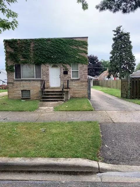 5361 N Normandy Ave, Chicago, IL 60656