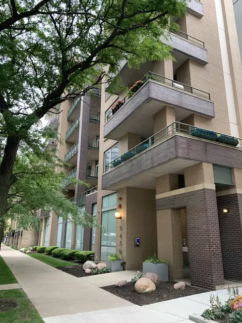 5430 N Sheridan Rd #P-32A, Chicago, IL 60640