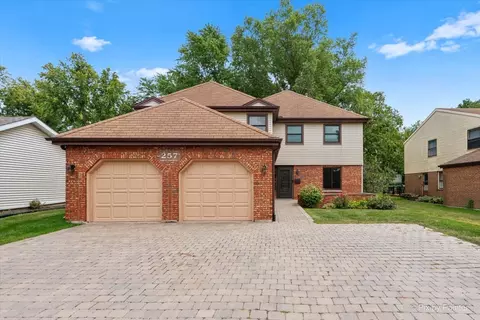 257 S Park Blvd, Glen Ellyn, IL 60137