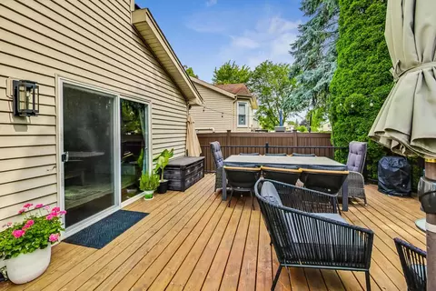 567 Sycamore Ln, Wheeling, IL 60090 photo 40