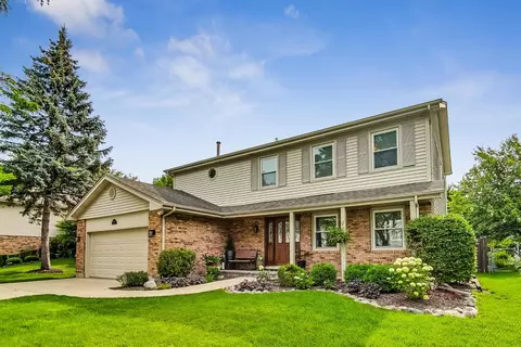 567 Sycamore Ln, Wheeling, IL 60090 photo 2