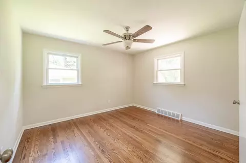 Bedroom - 17745 Clyde Ave, Lansing, IL 60438 photo 2 of 4
