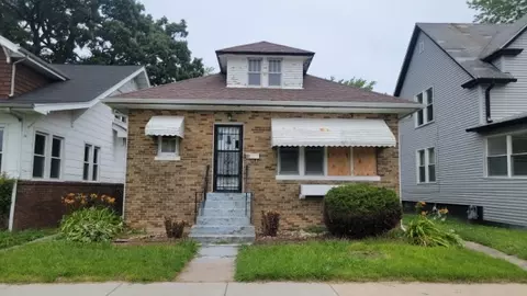 810 Argonne Dr, North Chicago, IL 60064